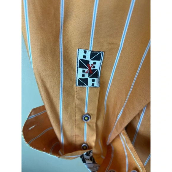 Robert Graham Orange and White Striped Button Up Shirt Men’s XS - Picture 12 of 12